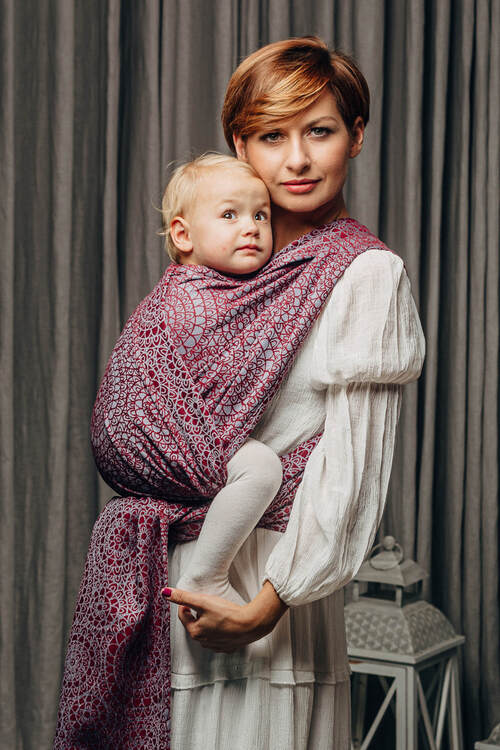 Lenny Lamb geweven draagdoek - Doily Maroon Steel