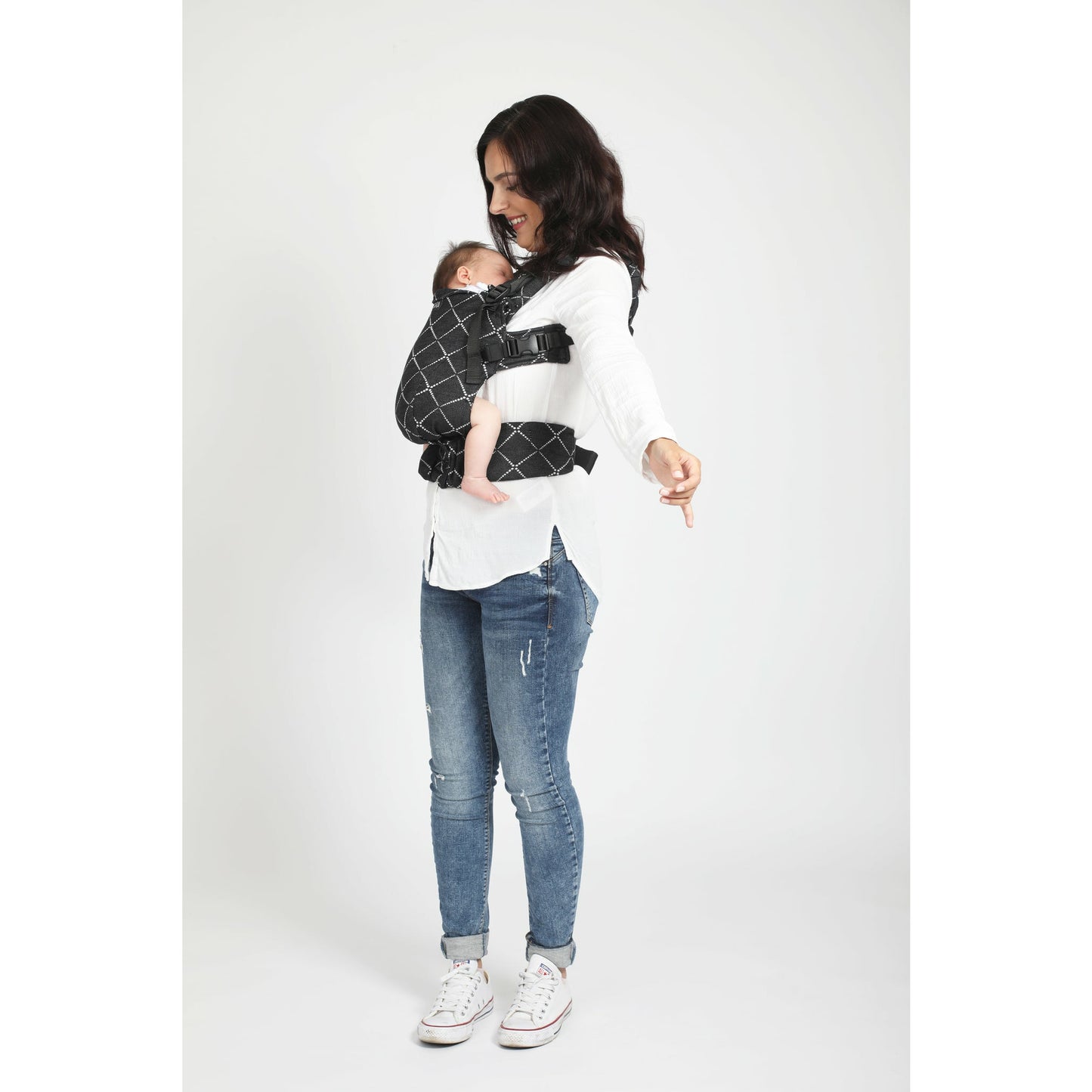 Isara The One - Diamonda Black