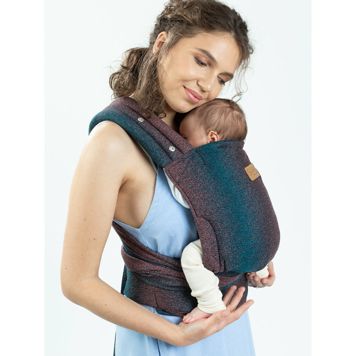 Isara Quick Half Buckle Carrier - Pixelated Spicy Bamboo